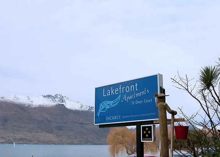 Lakefront Apartments,18 Lake Esplanade Road