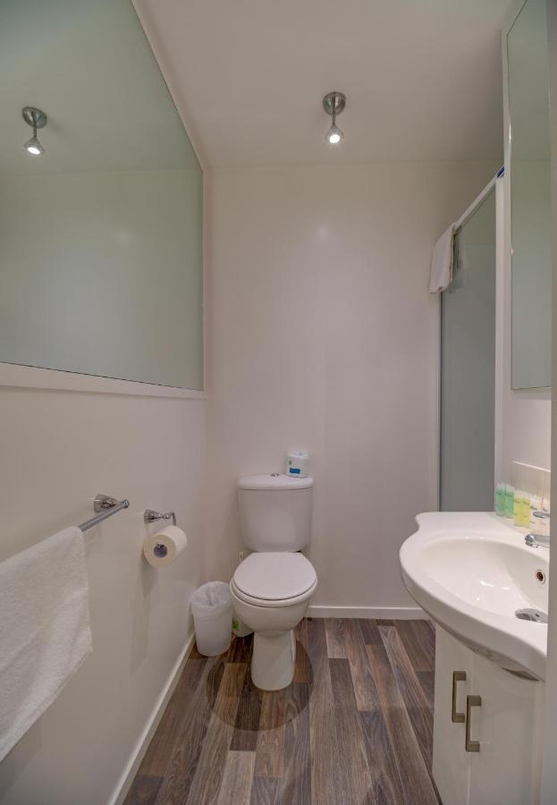 Lakefront Apartments,18 Esplanade Road Queenstown
