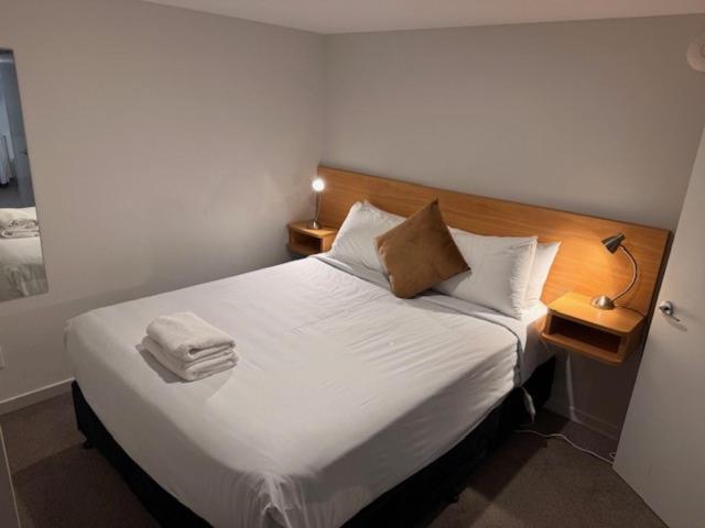 Aparthotel Lakefront Apartments,18 Esplanade Road Queenstown
