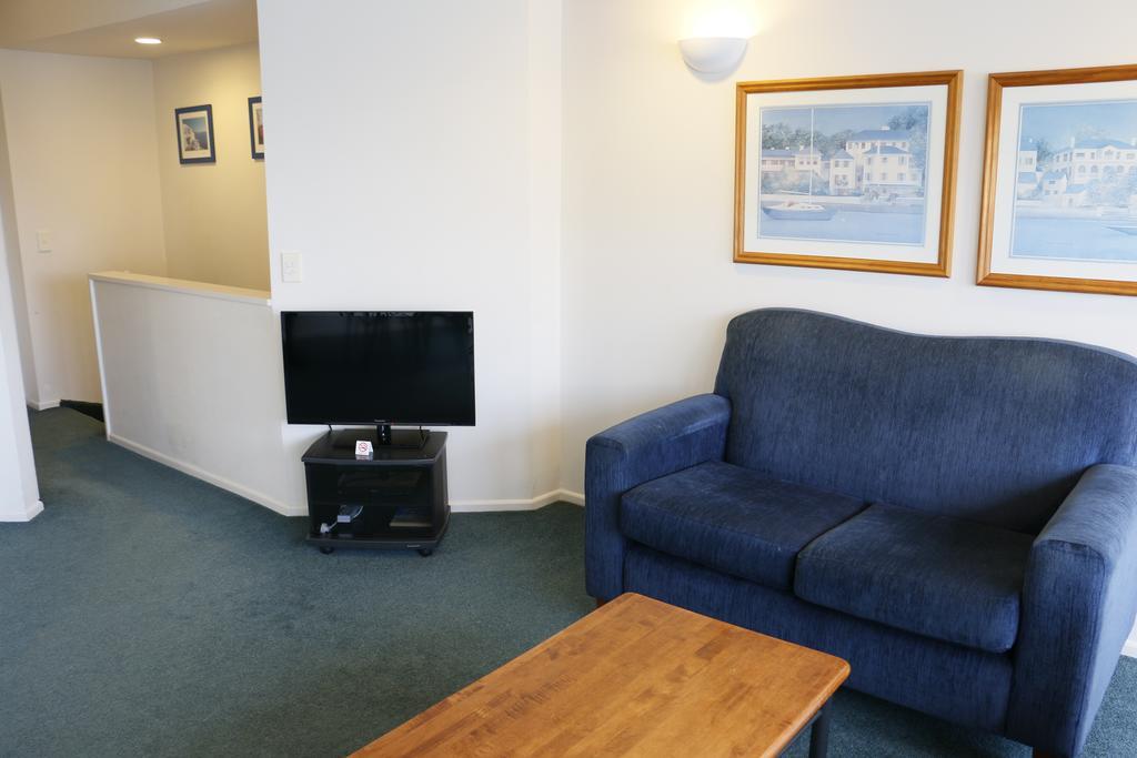 Lakefront Apartments,18 Esplanade Road Queenstown