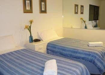 Aparthotel Lakefront Apartments,18 Esplanade Road Queenstown
